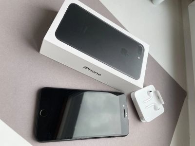 Лот: 17695480. Фото: 1. iPhone 7 Plus. Смартфоны