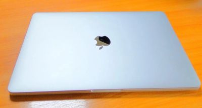 Лот: 11506960. Фото: 1. Apple macbook pro 13 (модель 2017года... Ноутбуки