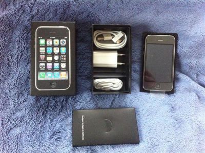 Лот: 2241616. Фото: 1. iPhone 3gs 16gb. Смартфоны