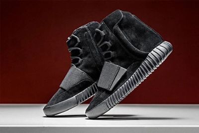 Лот: 10785730. Фото: 1. Кроссовки Adidas Yeezy 750 Boost... Кеды, кроссовки, слипоны