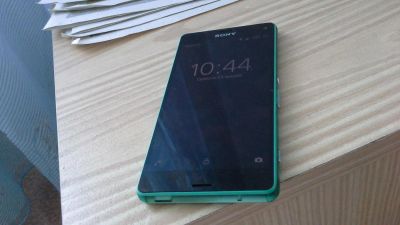 Лот: 6797421. Фото: 1. Sony z3 compakt. Смартфоны