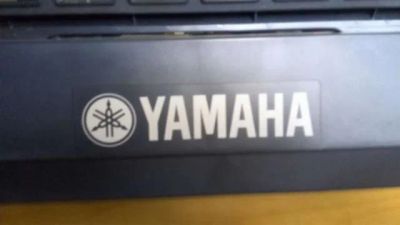 Лот: 10594422. Фото: 1. Синтезатор Yamaha PSR 240. Клавишные