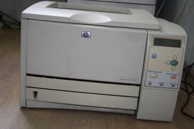Лот: 12109440. Фото: 1. Принтер HP LaserJet 2300d. Лазерные принтеры