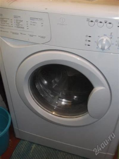 Лот: 1571263. Фото: 1. стиральная машинка Б/У. Indesit. Другое (бытовая техника)