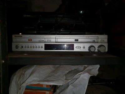 Лот: 12611731. Фото: 1. Домашний кинотеатр DVD MP3 видеомагнитофон... Домашние кинотеатры