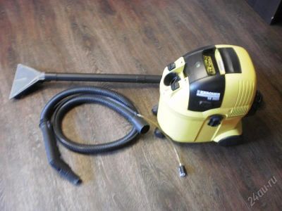 Лот: 3501537. Фото: 1. Моющий пылесос Karcher 300, последняя... Пылесосы, паровые швабры
