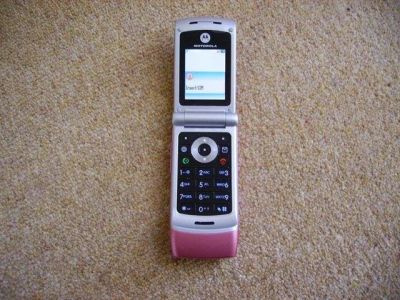Лот: 151428. Фото: 1. сотовый телефон Motorola W377. Кнопочные мобильные телефоны