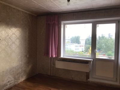 Лот: 10255147. Фото: 1. Сдам 3-к квартиру на Комсомольском... Квартиры, студии