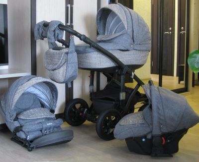 Лот: 14526617. Фото: 1. Коляска 3 в 1 BeBe-mobile серая... Коляски