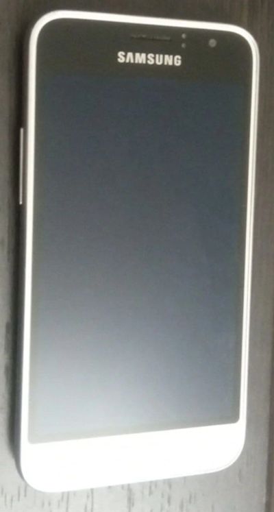 Лот: 18308582. Фото: 1. Смартфон samsung galaxy SM-J120F... Чехлы, бамперы