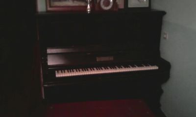 Лот: 6674755. Фото: 1. пианино старое немецкое. Клавишные