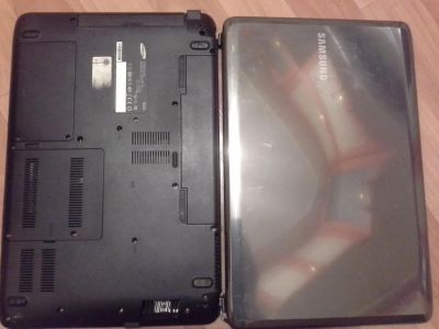 Лот: 6485715. Фото: 1. Остатки ноутбука Samsung R525... Ноутбуки
