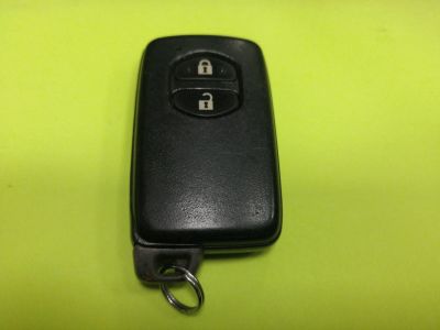 Лот: 22837650. Фото: 1. Смарт ключ Toyota. Электрооборудование
