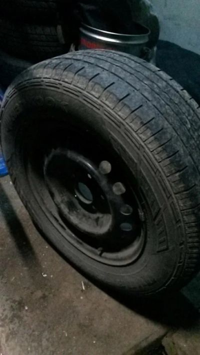 Лот: 8886705. Фото: 1. Шины Hankook R16 215/70 лето. Шины