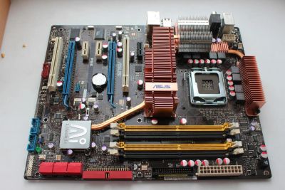 Лот: 7165184. Фото: 1. asus p5e предлагайте свою цену. Материнские платы