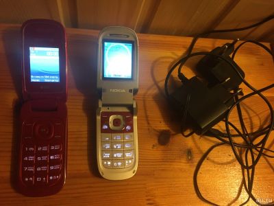 Лот: 16699128. Фото: 1. Два телефона рабочие nokia 2760... Кнопочные мобильные телефоны