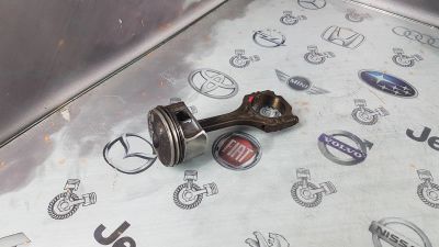 Лот: 23587196. Фото: 1. Шатун Volkswagen Golf BLF 036198401C. Двигатель и элементы двигателя