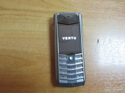 Лот: 3695737. Фото: 1. Vertu Ascent X 2010 Titanium Оригинал... Кнопочные мобильные телефоны
