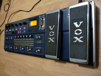 Лот: 7236575. Фото: 1. Гитарный процессор VOX ToneLab... Гитарные эффекты и комбоусилители