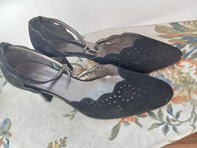 Лот: 22985036. Фото: 1. Туфли женски. Размер 39,5. В хорошем... Туфли
