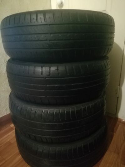 Лот: 19029649. Фото: 1. Комплект разнопарки Amtel + Kumho. Шины