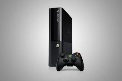 Лот: 10930057. Фото: 1. Xbox 360. Игровые приставки, консоли