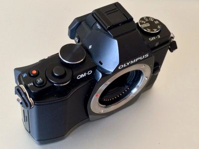 Лот: 7623639. Фото: 1. Olympus OM-D E-M5 Body. Цифровые зеркальные