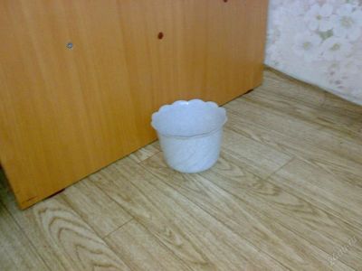 Лот: 61605. Фото: 1. Горшок пластиковый 1.5 л. Кашпо, горшки, вазоны для цветов