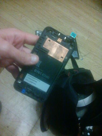 Лот: 10242835. Фото: 1. Рамка дисплея htc desire 310. Корпуса, клавиатуры, кнопки