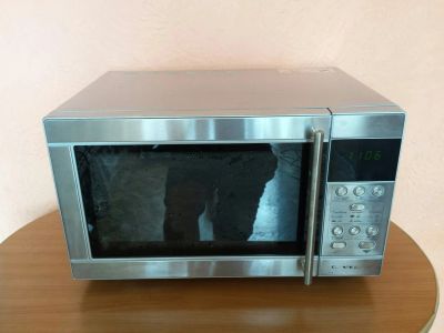 Лот: 10083280. Фото: 1. Микроволновая печь Микроволновка... Микроволновки, мини-печи