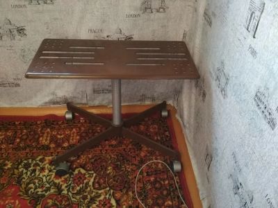 Лот: 11374716. Фото: 1. Советская тумба под телевизор. Стойки и тумбы для аппаратуры