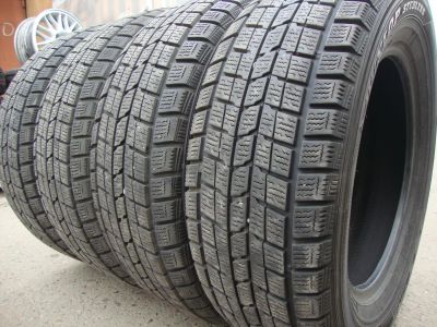 Лот: 6189463. Фото: 1. Автошины Зимние! 205/65/15 Dunlop... Шины