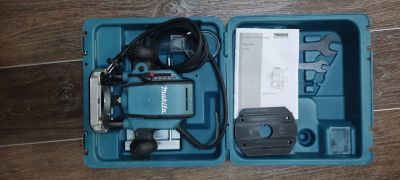 Лот: 25857759. Фото: 1. Фрезер вертикальный Makita RP0900... Электроинструмент