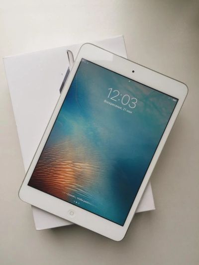 Лот: 9704746. Фото: 1. ipad mini 2 retina 16 gb. Планшеты