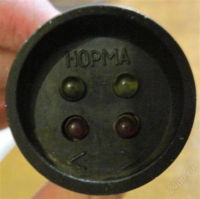 Лот: 1896398. Фото: 1. Индикатор напряжения бортовой... Электроприборы для автомобиля