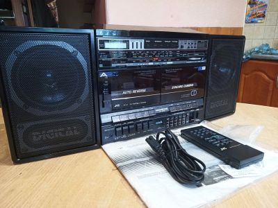 Лот: 25408648. Фото: 1. Магнитола JVC PC-V1 1986 год Japan. Музыкальные центры, магнитолы