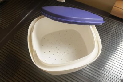 Лот: 7564610. Фото: 1. Термосервирователь Tupperware. Кастрюли