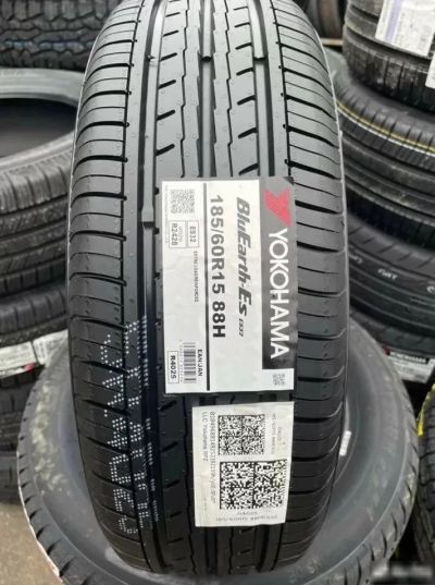 Лот: 20008759. Фото: 1. шины 185/60 R15 Yokohama Bluearth... Шины