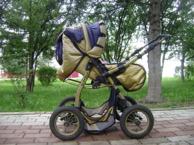 Лот: 3128930. Фото: 1. Коляска зима-лето. Коляски