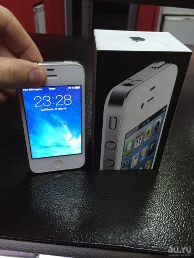 Лот: 9280363. Фото: 1. Iphone 4 8gb White. Смартфоны