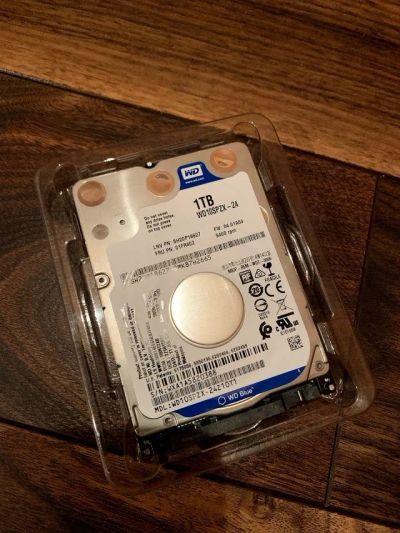 Лот: 16514324. Фото: 1. Жесткий диск WD Blue WD10SPZX-24... Жёсткие диски (HDD)