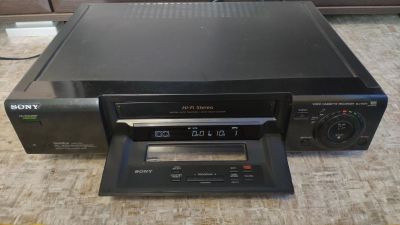 Лот: 17211334. Фото: 1. Видеомагнитофон Sony SLV-E870EG... Видеомагнитофоны
