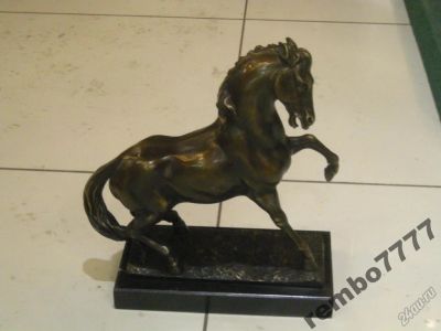 Лот: 5817400. Фото: 1. конь.лошадь.бронза.30см.европа... Скульптуры
