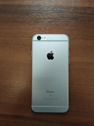 Лот: 13264395. Фото: 1. Apple iPhone 6S c touch id. Смартфоны