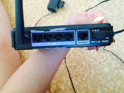 Лот: 5465988. Фото: 1. WI-FI роутер D-Link Dir-300. WiFi, Bluetooth адаптеры