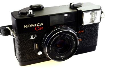 Лот: 5993935. Фото: 1. Konica EF C35. Плёночные компактные