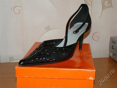 Лот: 342478. Фото: 1. Туфли классические. Туфли