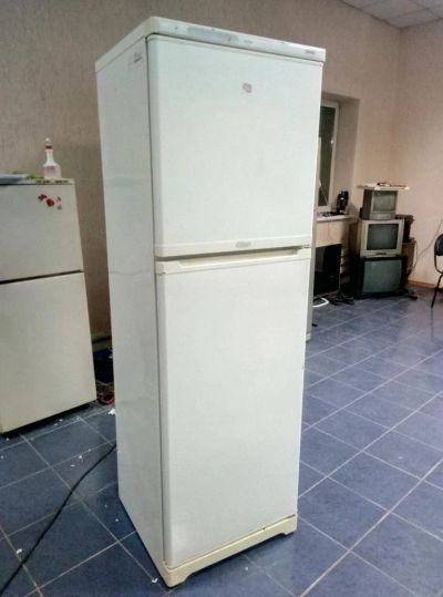 Лот: 11241060. Фото: 1. Холодильник Stinol 110 no frost. Холодильники, морозильные камеры