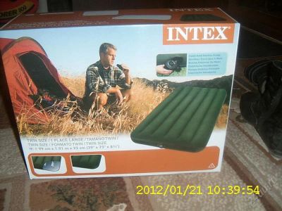 Лот: 1770724. Фото: 1. Надувной матрас INTEX + Доставка. Туристическая, походная мебель