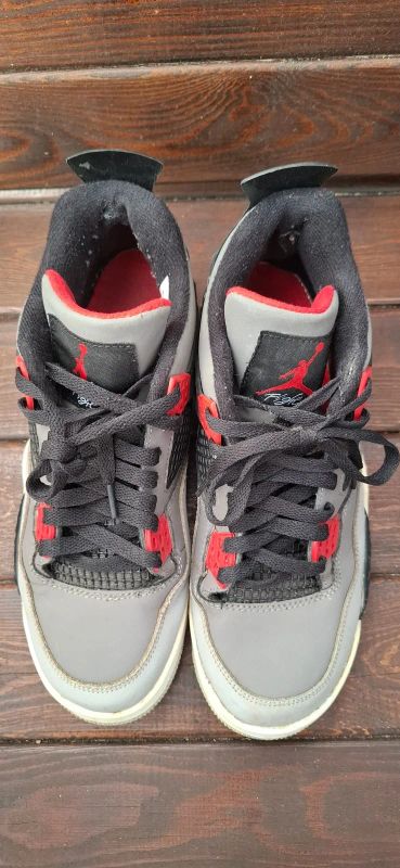 Лот: 25819823. Фото: 1. Кросовки Nike Air Jordan. р. 42... Кеды, кроссовки, слипоны